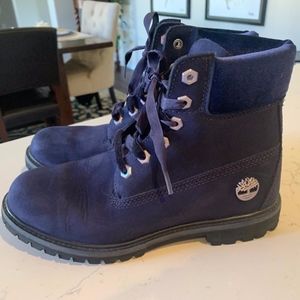Timberland Women's Velvet Collar Boots- Navy